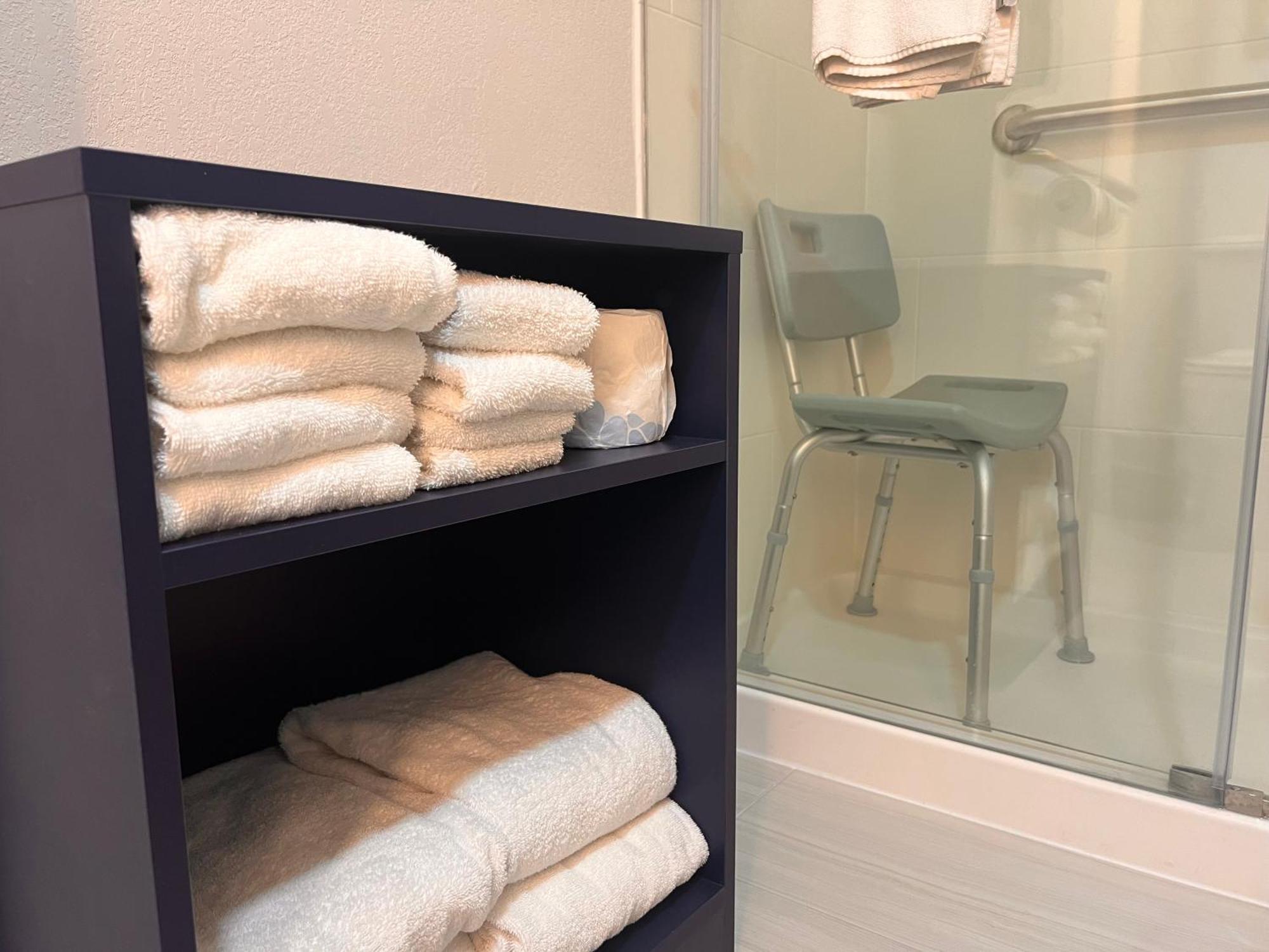 Comfort Suites Louisville Airport Екстериор снимка