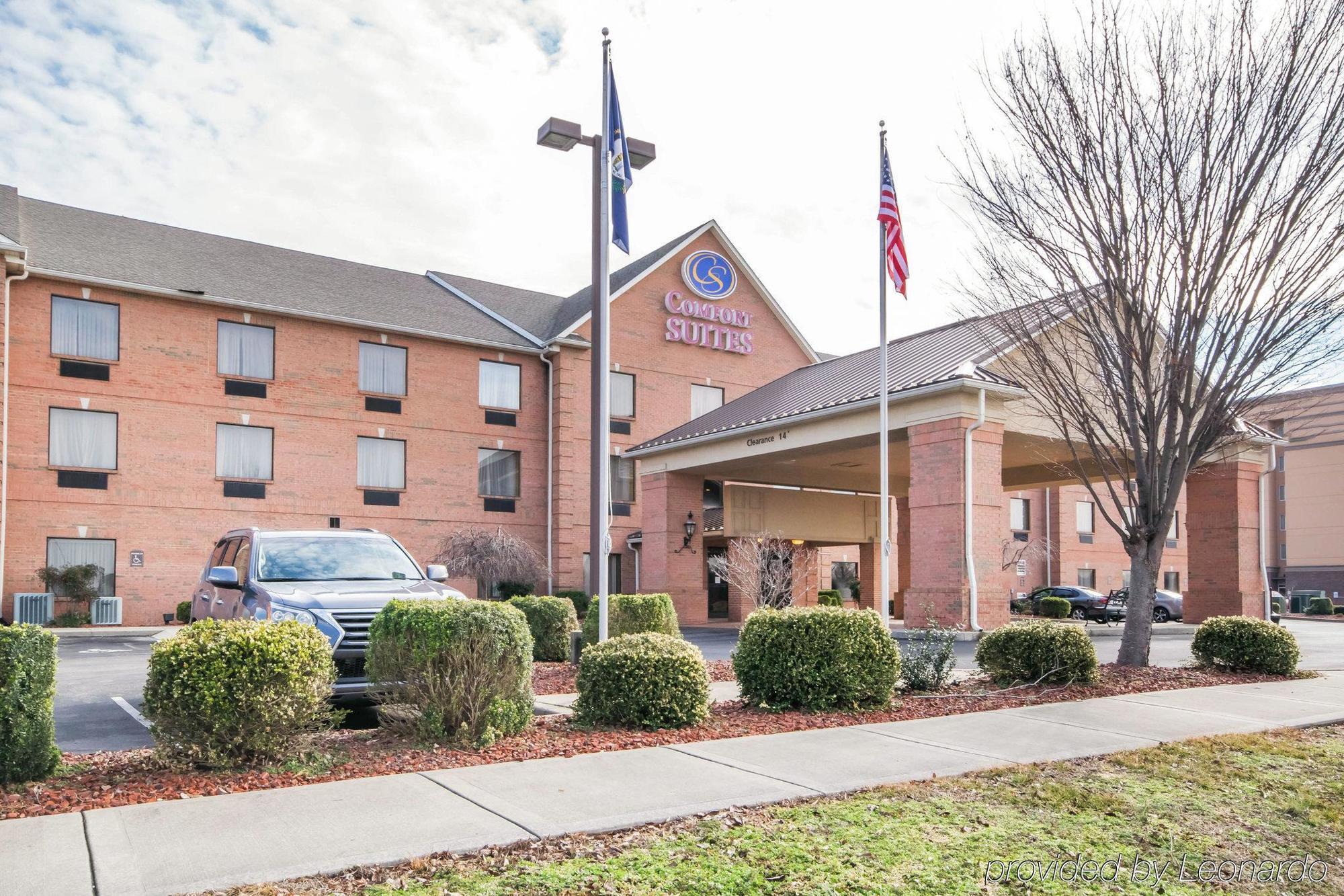 Comfort Suites Louisville Airport Екстериор снимка